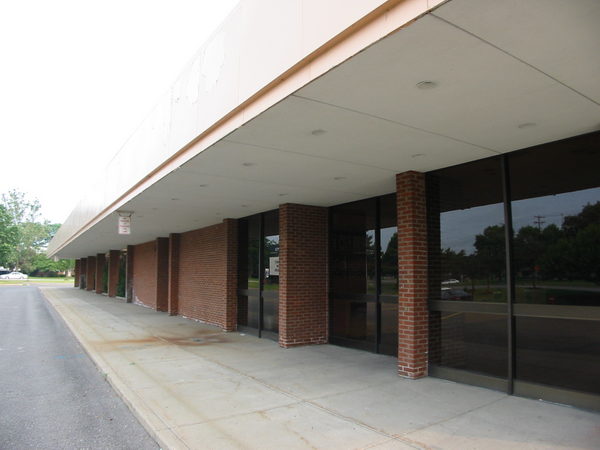 Eastland 2 - June 2002